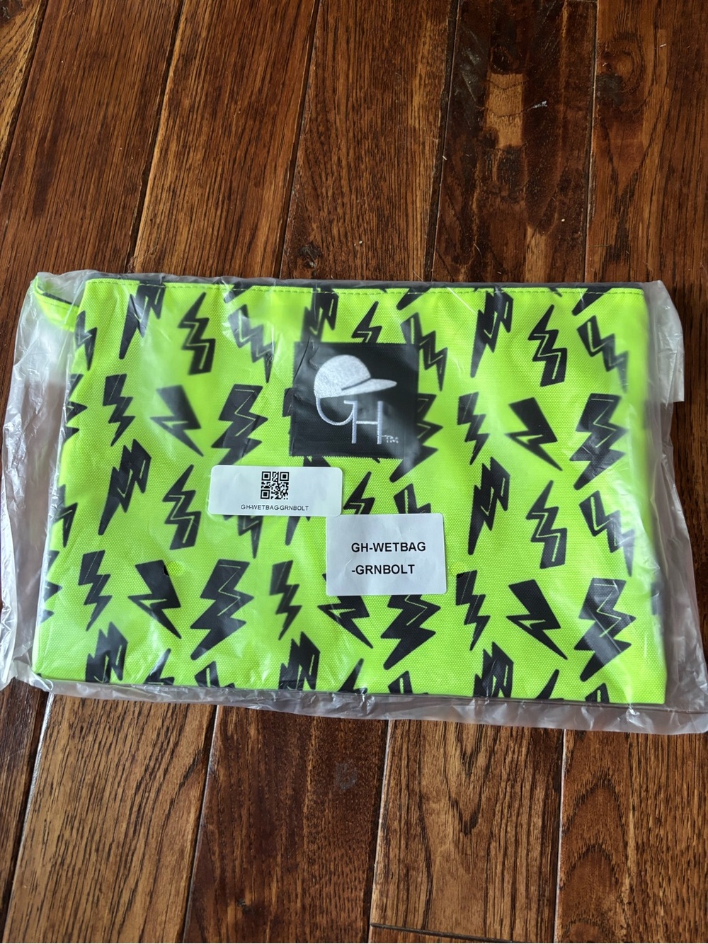George Hats Zip Pouch Wet Bag Lightening Bolts Neon 11.5 x 8.5 x 2